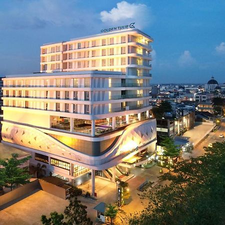 Hotel Golden Tulip Pontianak Zewnętrze zdjęcie