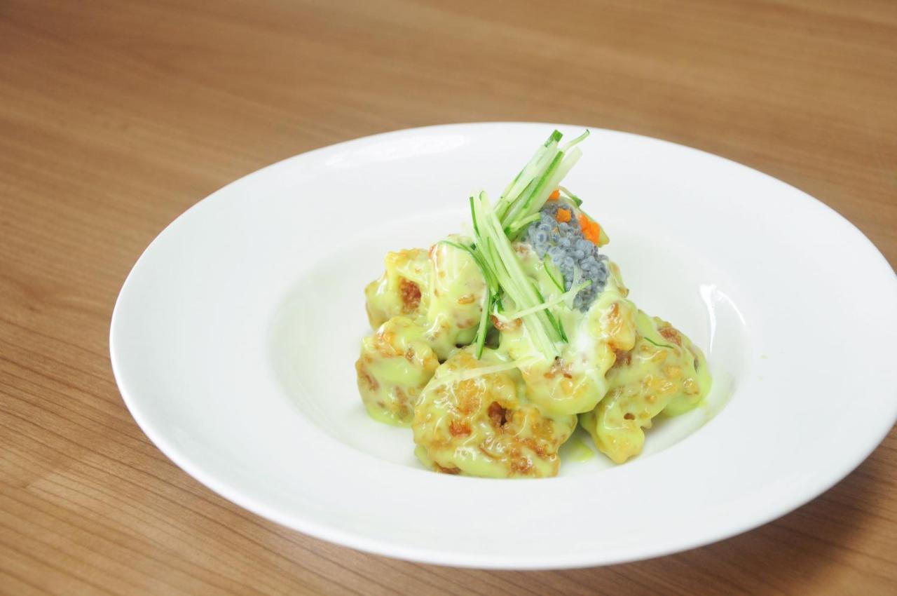 Hotel Golden Tulip Pontianak Zewnętrze zdjęcie