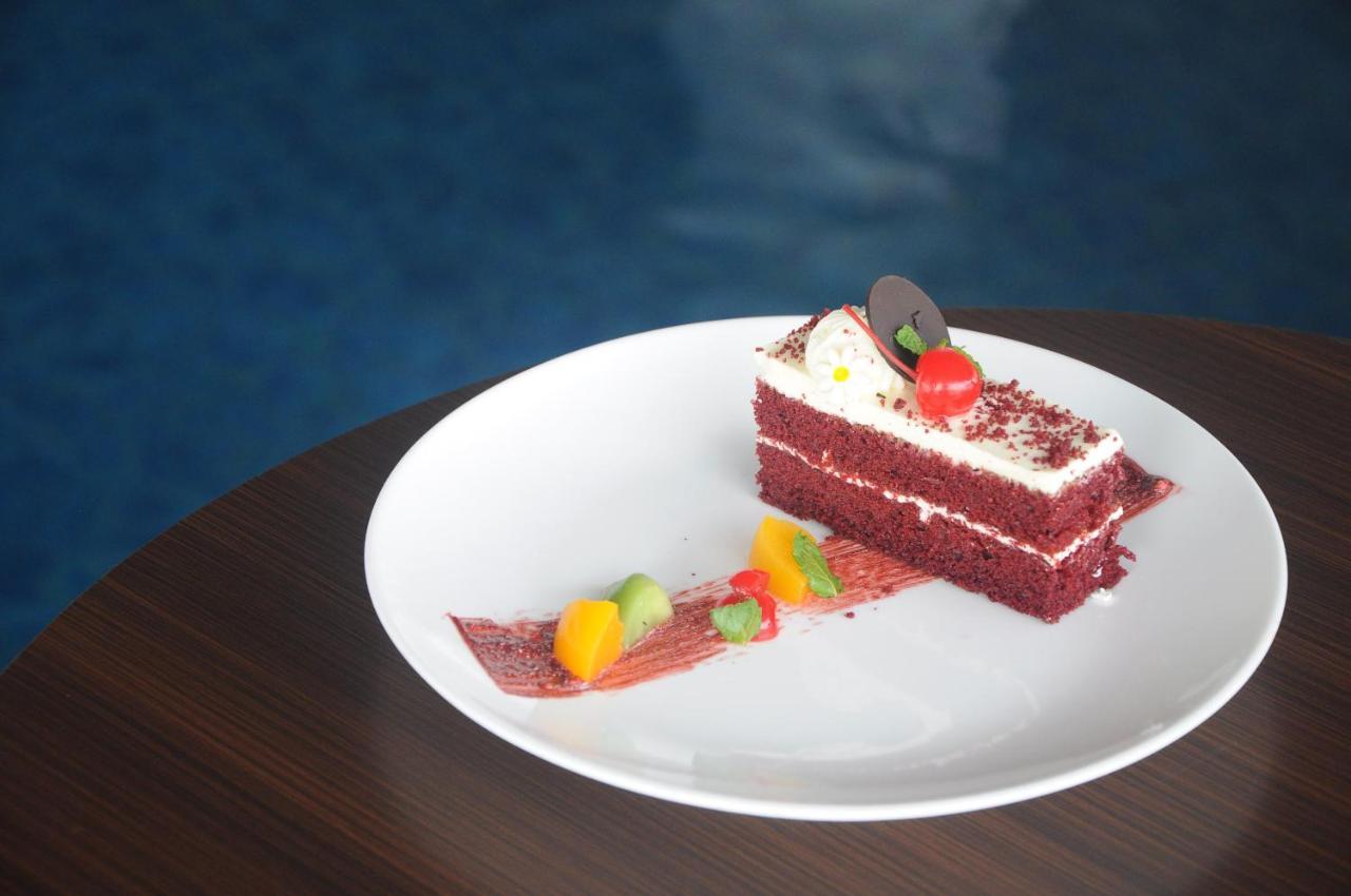 Hotel Golden Tulip Pontianak Zewnętrze zdjęcie