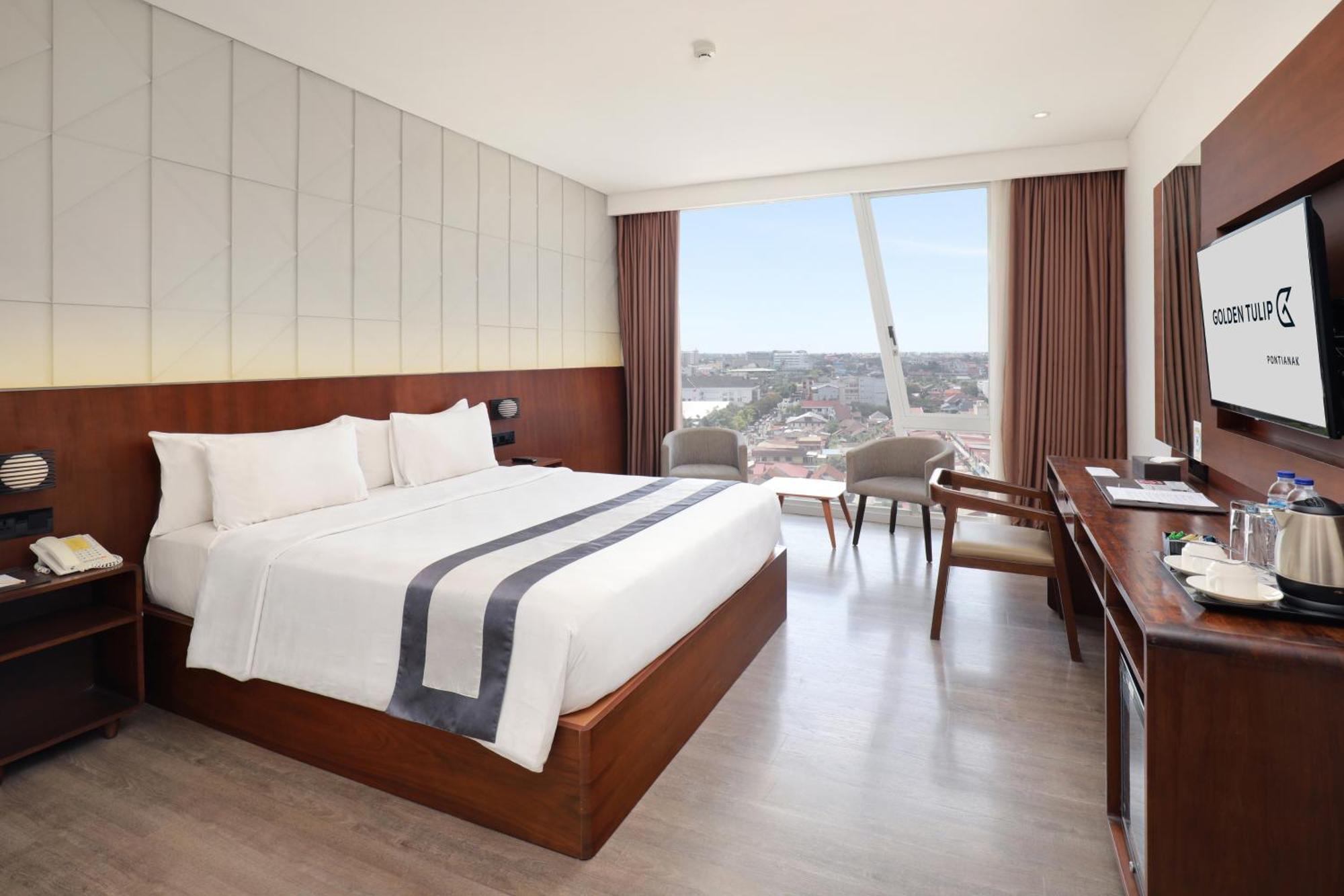 Hotel Golden Tulip Pontianak Zewnętrze zdjęcie